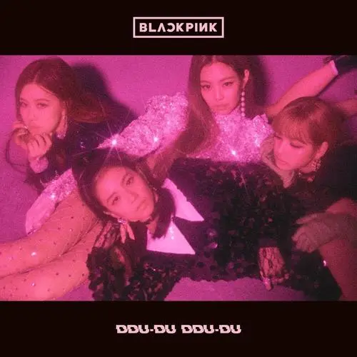 BLACKPINK 2018年竞技场巡回演唱会：K-pop偶像的巅峰舞台与全球魅力